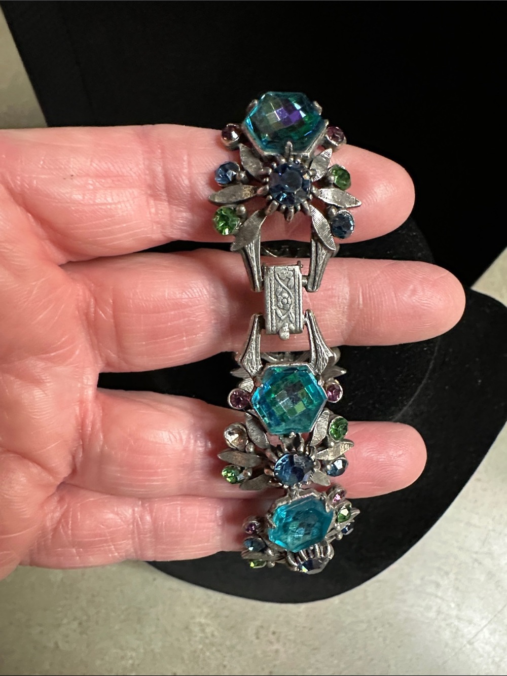 Vintage Signed FLORENZA Blue Aurora Borealis Rhinestone Link Bracelet (As-Is) - Picture 16 of 16